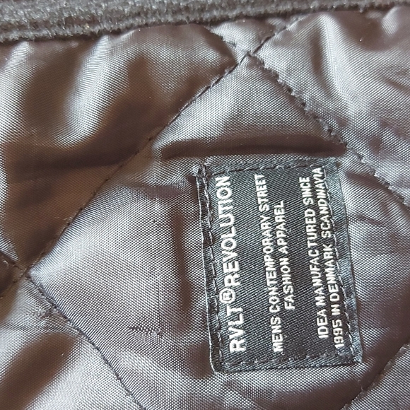 RVLT Revolution - Picture 6 of 7